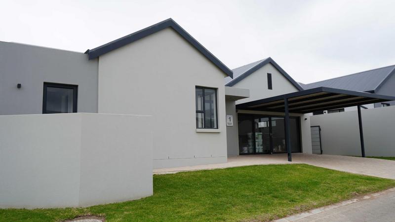 3 Bedroom Property for Sale in Kraaibosch Park Western Cape